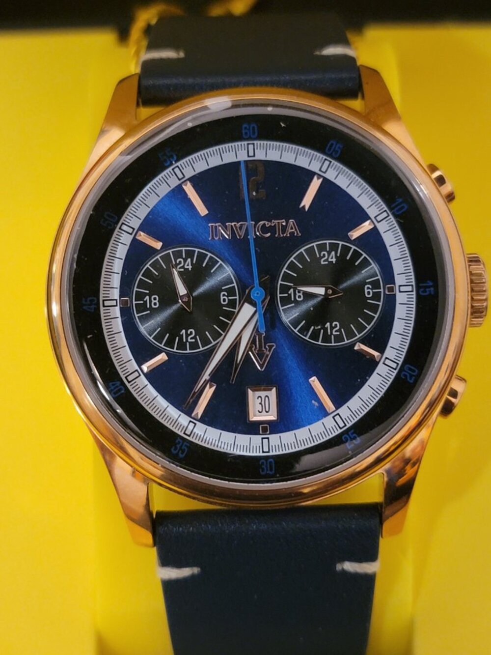 Invicta Vintage Exclusive Men